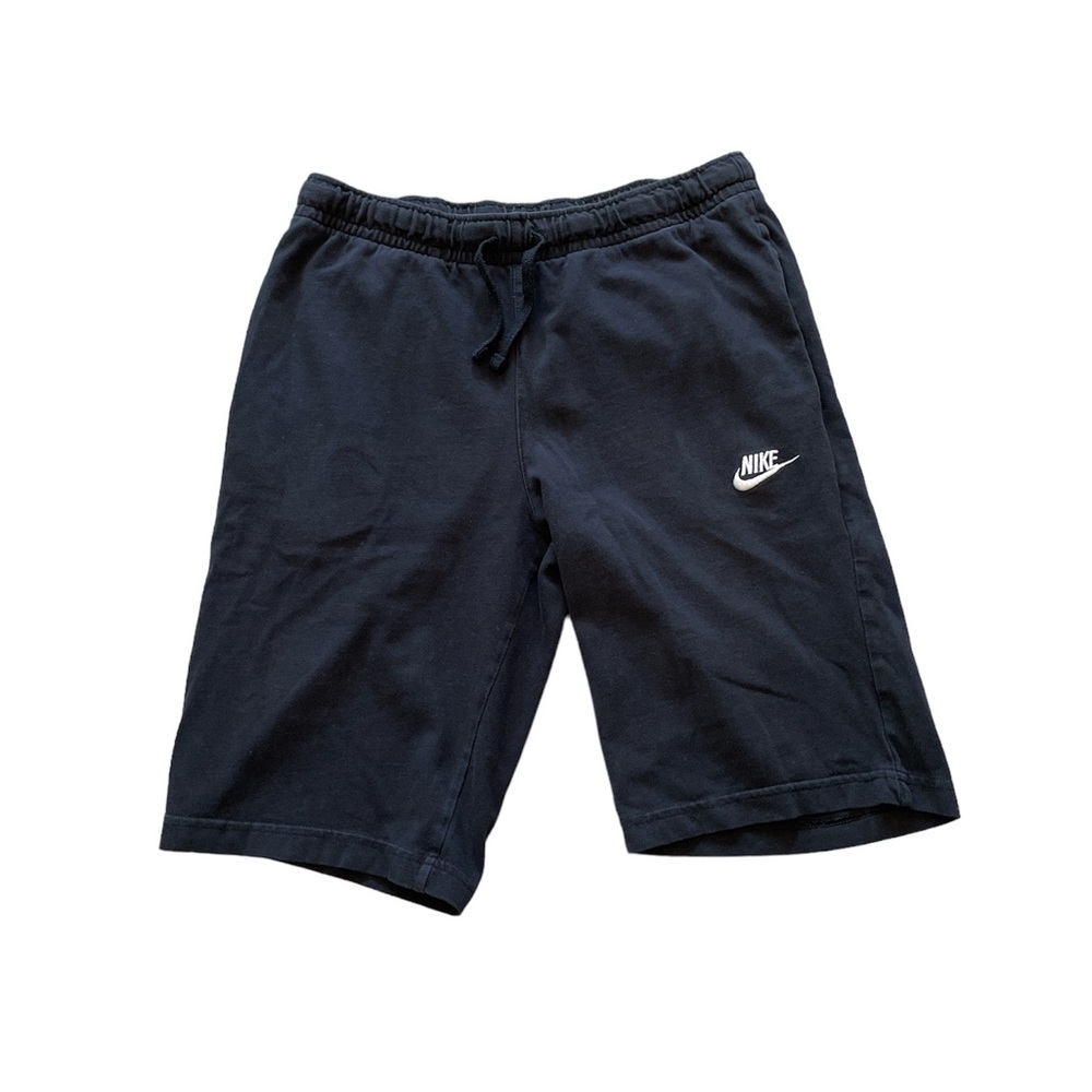 Nike Retro Shorts in Black